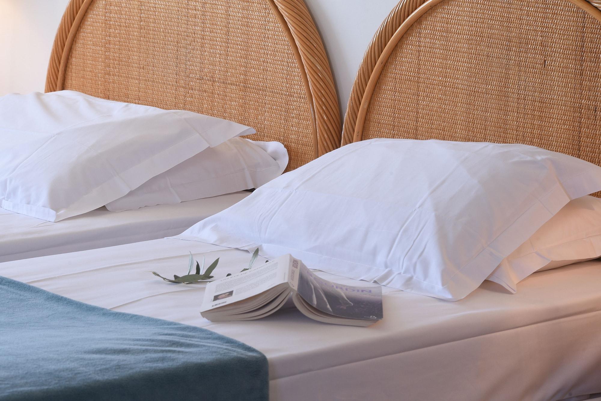 Hotel Le Tilbury Porto-Vecchio  Ngoại thất bức ảnh