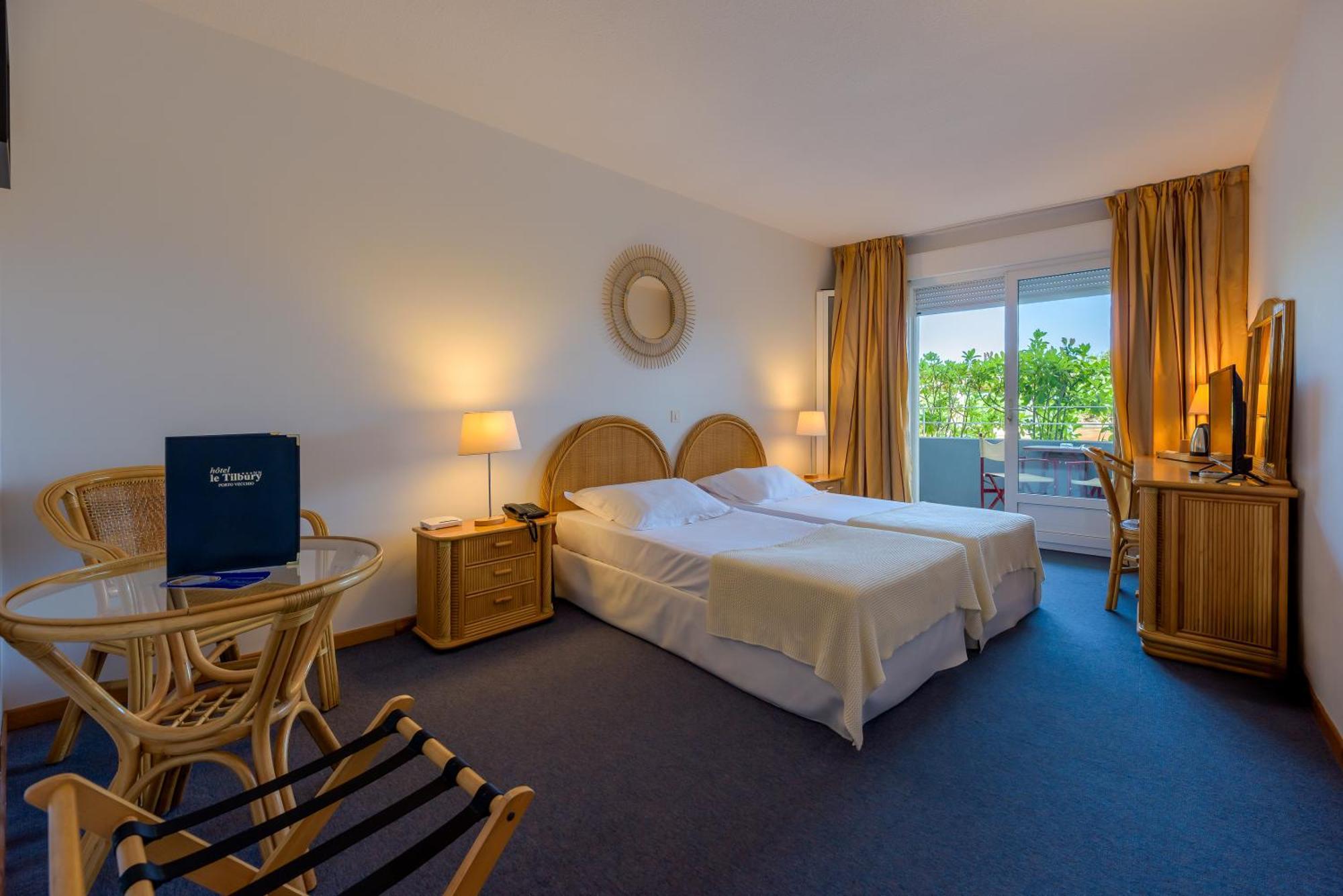 Hotel Le Tilbury Porto-Vecchio  Ngoại thất bức ảnh